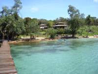 ทิวทัศน์ของร้านอาหาร ที่เกาะกูด รีสอร์ท ที่มองจากท่าเรือด้านหน้า